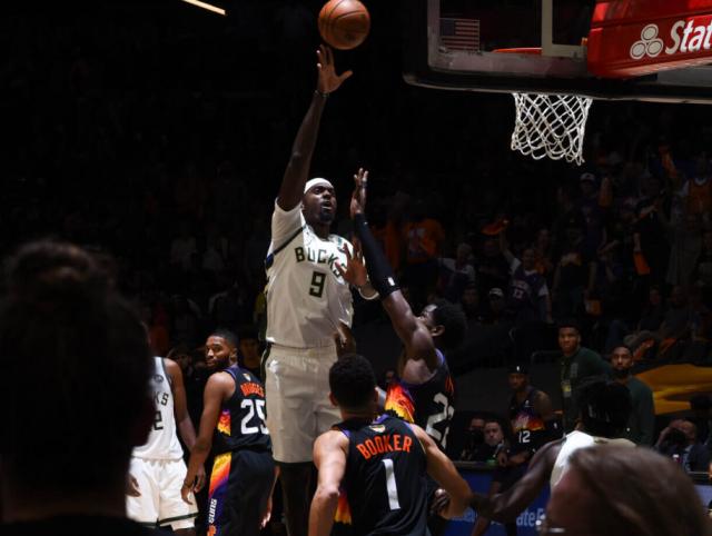 足球-从血花兄弟到雄鹿奇兵 波蒂斯：我已经成熟了很多